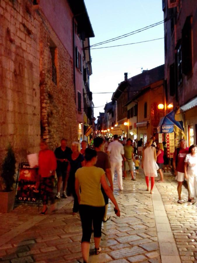 Old Town Charmer Porec Exterior photo
