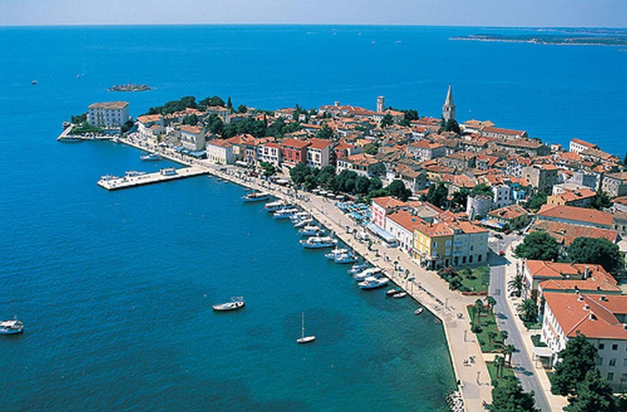Old Town Charmer Porec Exterior photo
