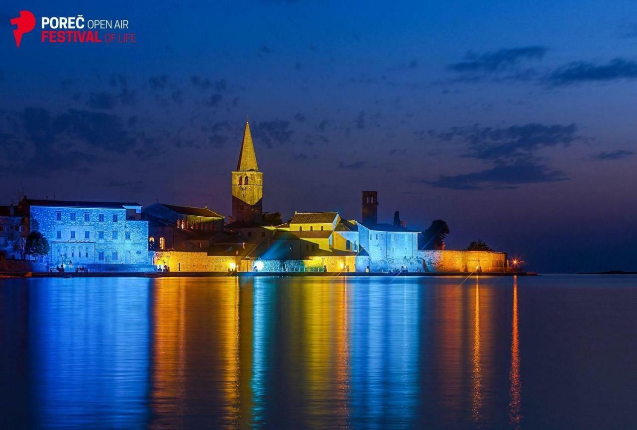 Old Town Charmer Porec Exterior photo
